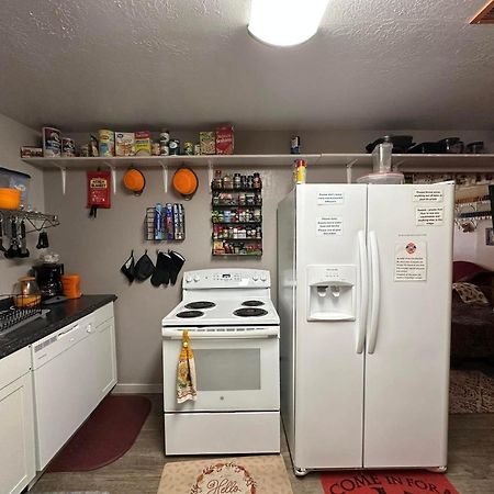 Ez 1 Mile To Fort Sill! Pumpkin Cottage Sleeps 9, Grills, Firepit, Laundry Lawton Luaran gambar