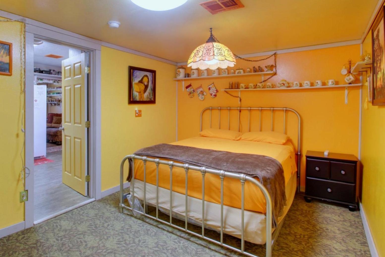 Ez 1 Mile To Fort Sill! Pumpkin Cottage Sleeps 9, Grills, Firepit, Laundry Lawton Luaran gambar