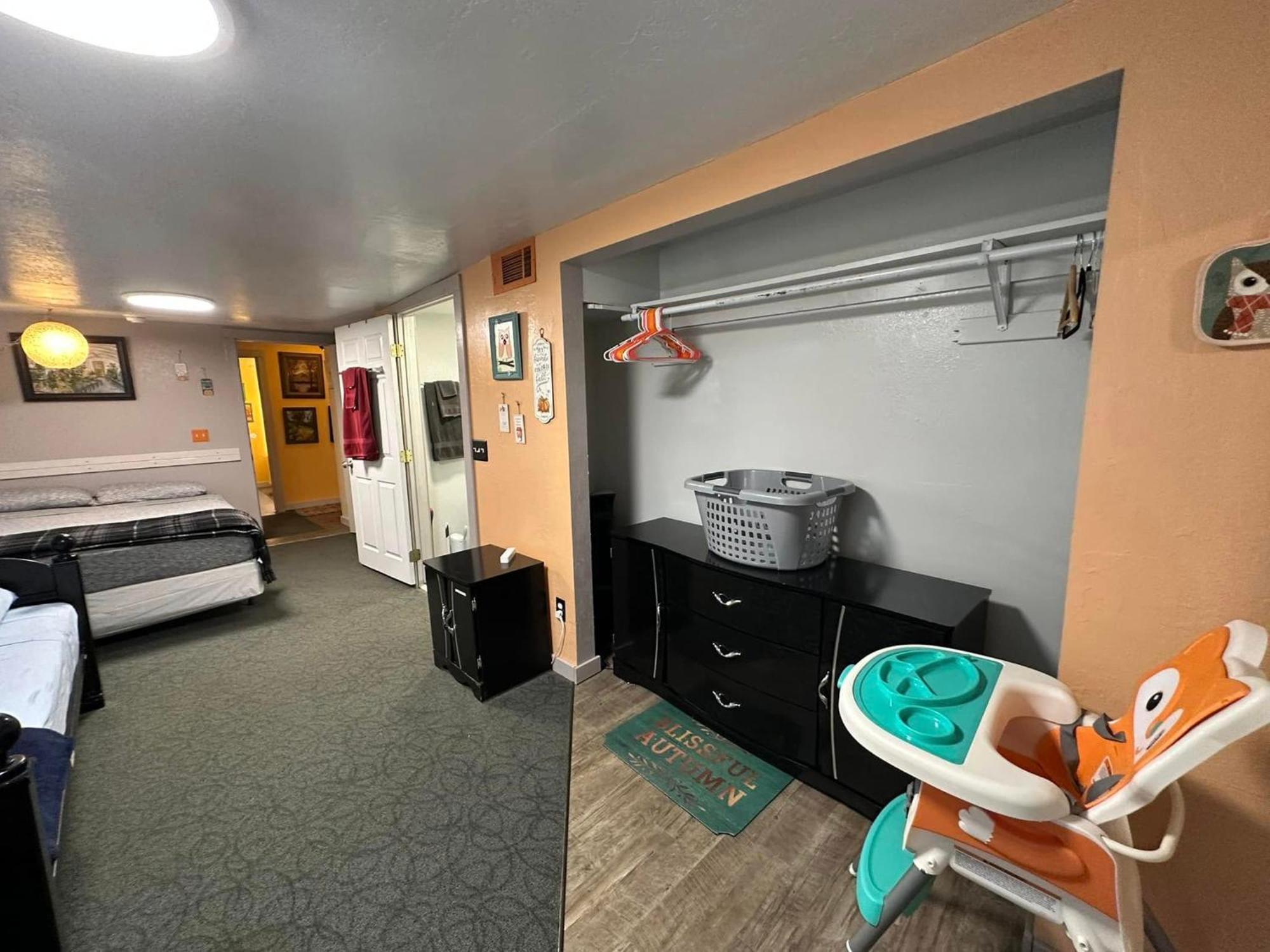 Ez 1 Mile To Fort Sill! Pumpkin Cottage Sleeps 9, Grills, Firepit, Laundry Lawton Luaran gambar